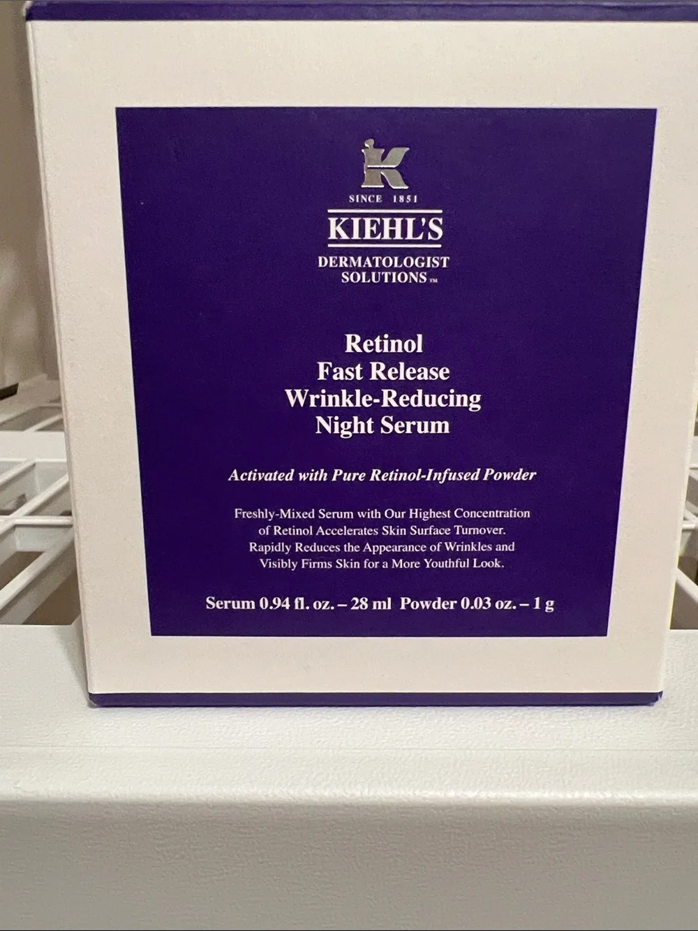 Kiehl's Retinol Fast Release Wrinkle-Reducing Night Serum - Purple & White